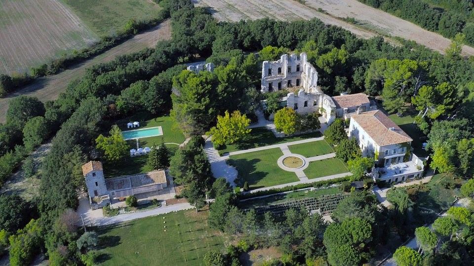 Château Grimaldi wedding in Provence