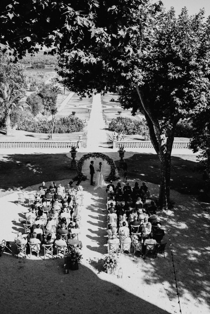 Wedding ceremony at Château Robernier