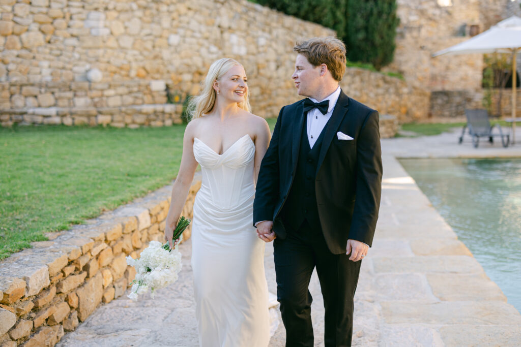 romantic-walk-newlyweds-chateau-de-cassis-wedding-in-provence-south-of-france